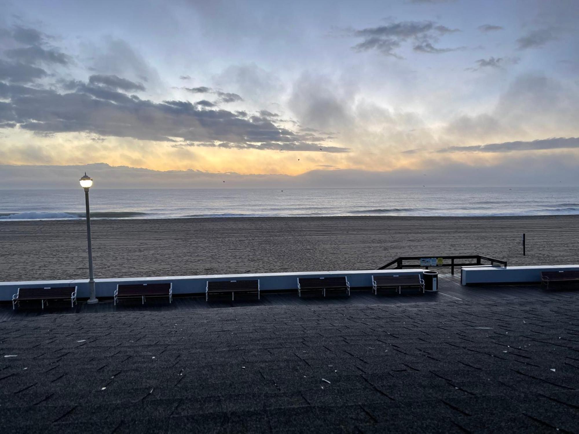 オーシャン・シティOcean Front Nancy Claire 1 -Bunkerアパートメント エクステリア 写真
